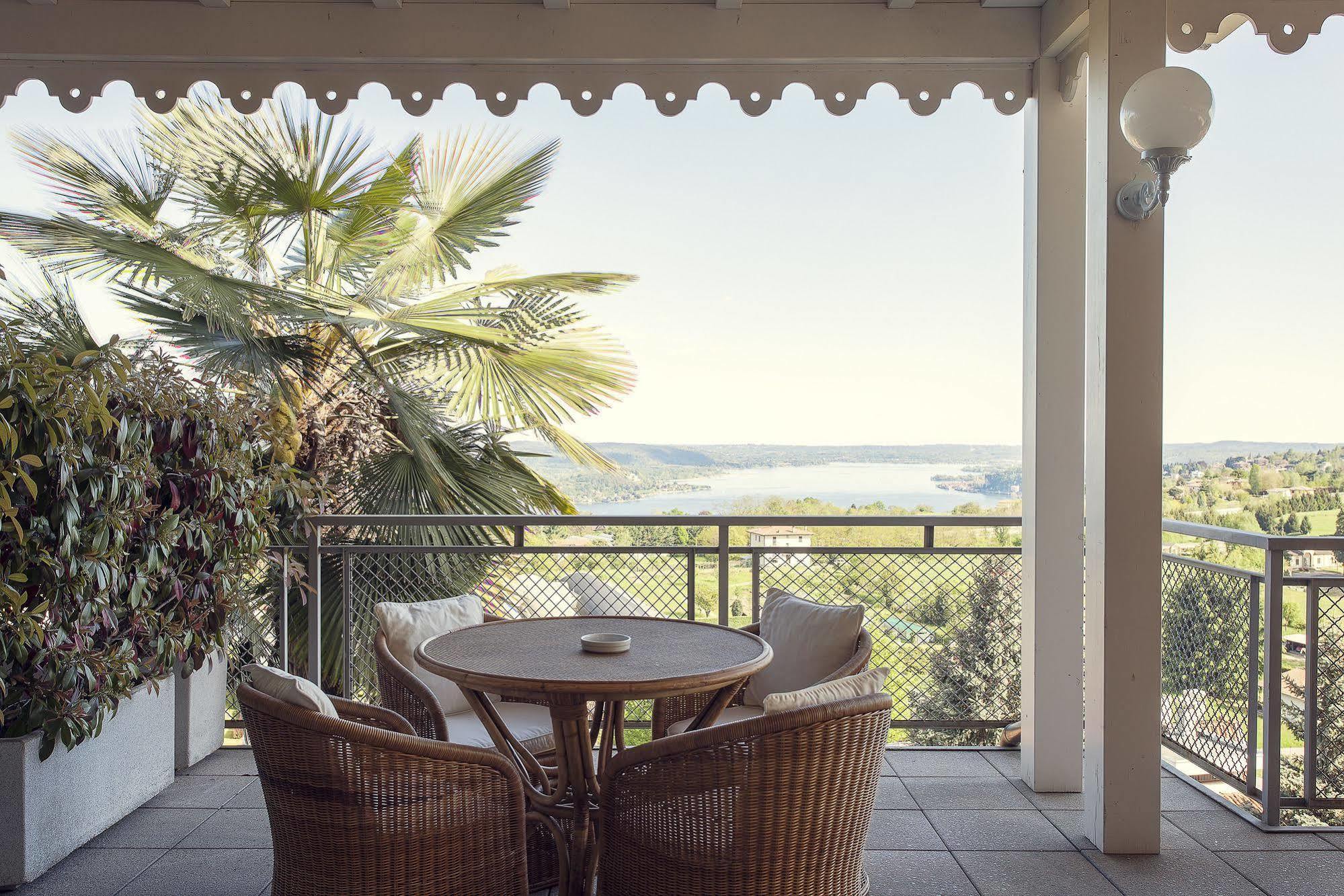 Tre Laghi Hotel Nebbiuno エクステリア 写真