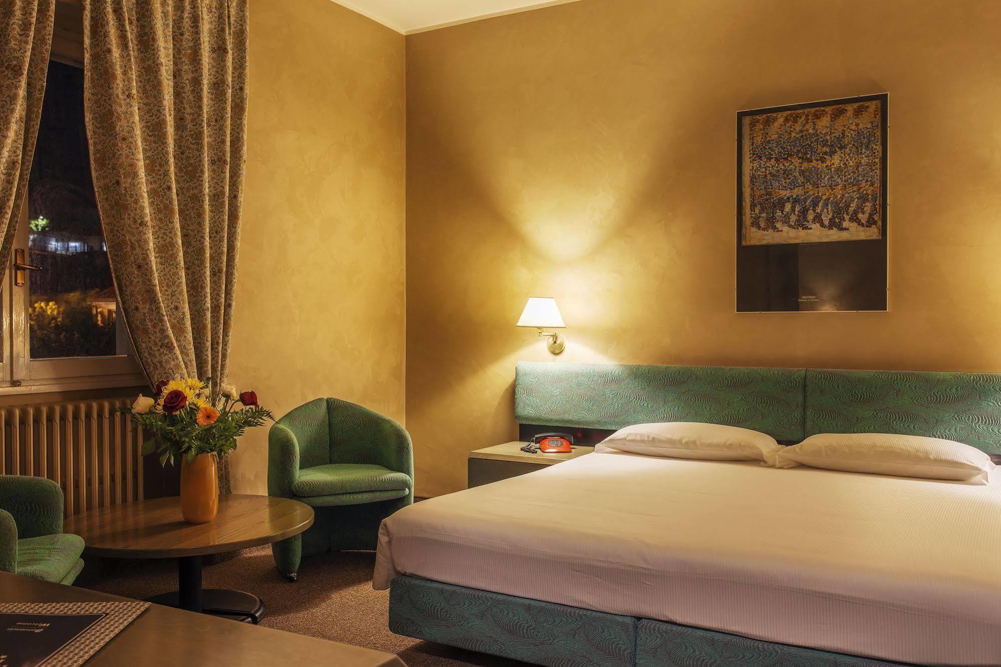 Tre Laghi Hotel Nebbiuno エクステリア 写真